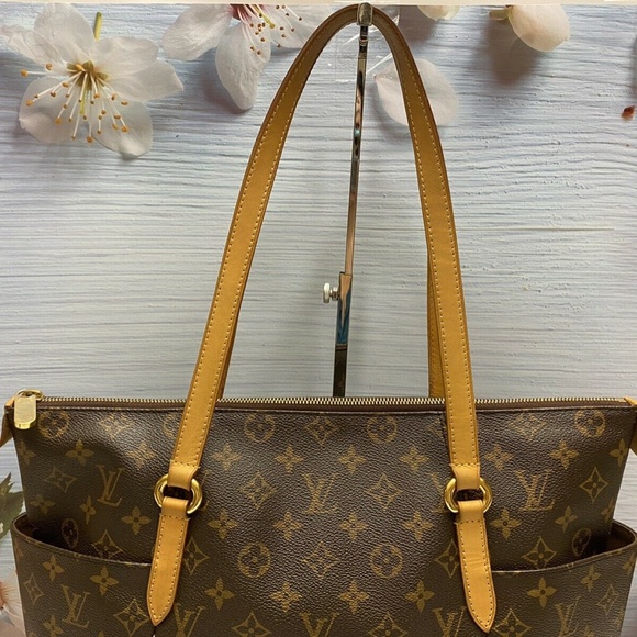 Totally MM Monogram Shoulder Purse Handbag (FL3181) - Picture 3 of 13